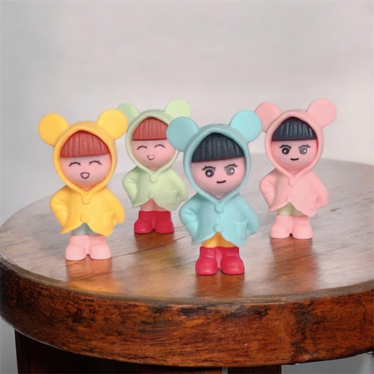 پاکن جوایزی دختر